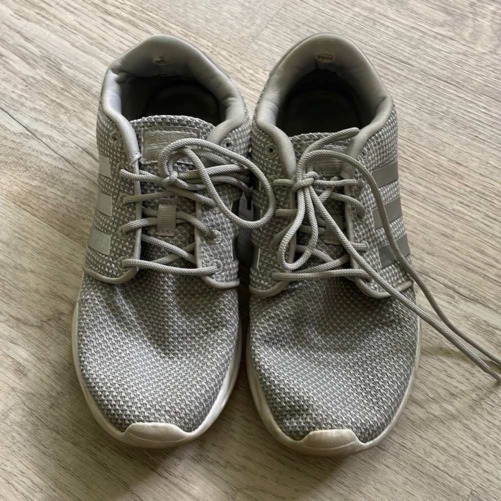 Adidas tennis shoes